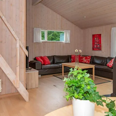 8 Person In Sydals *