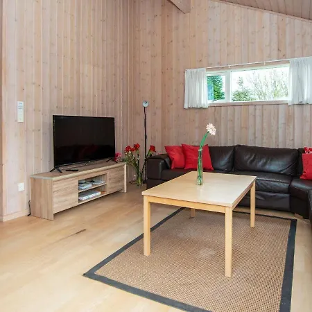 8 Person In Sydals Ferienhaus Sarup